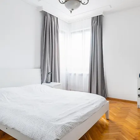 Vitosha Str 2bd White & Blue By Flat Mаnager 아파트 *
