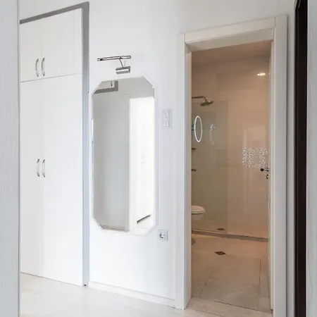 Vitosha Str 2bd White & Blue By Flat Mаnager Apartament