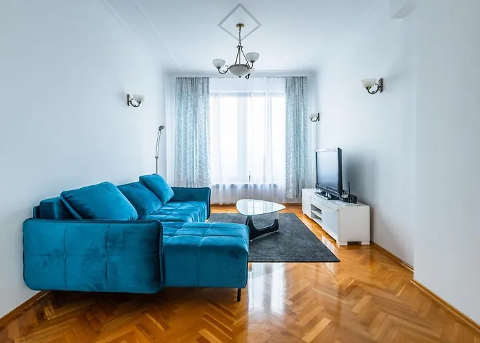 Vitosha Str 2bd White & Blue By Flat Mаnager * Sofie