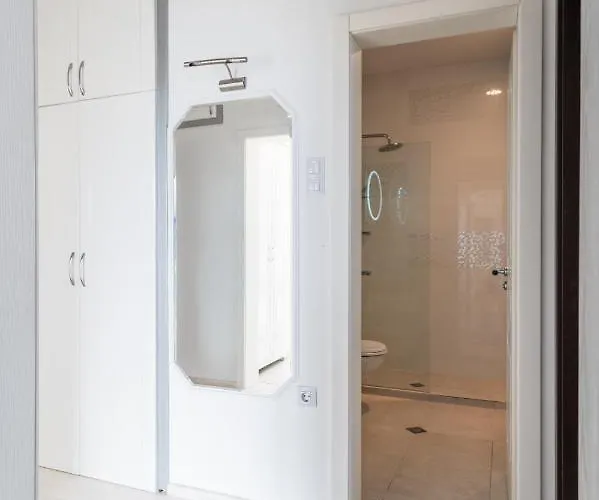 Vitosha Str 2bd White & Blue By Flat Mаnager Apartmán